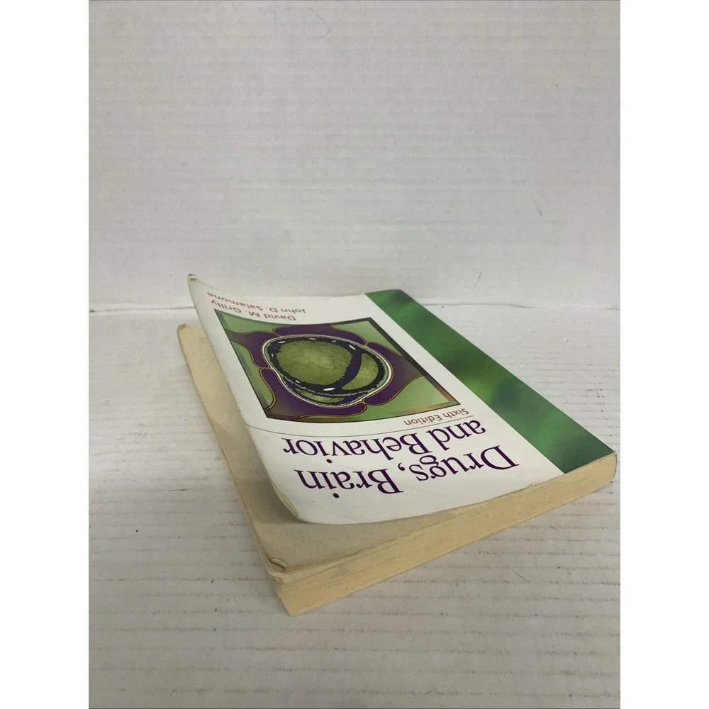 Drugs, Brain, and Behavior [6th Edition] 6th Ed.,  2012, Paperback - Good